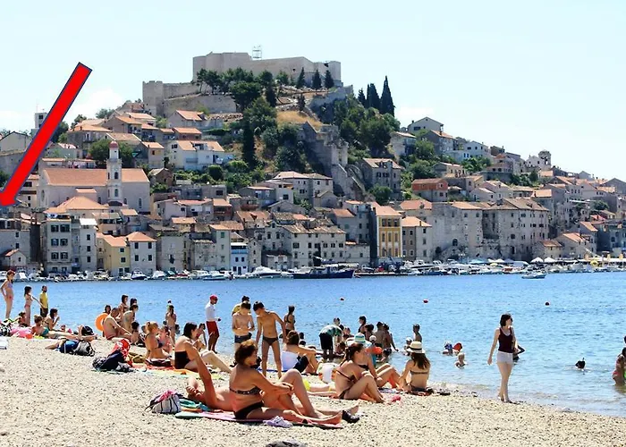 Illy Centre 公寓 希贝尼克