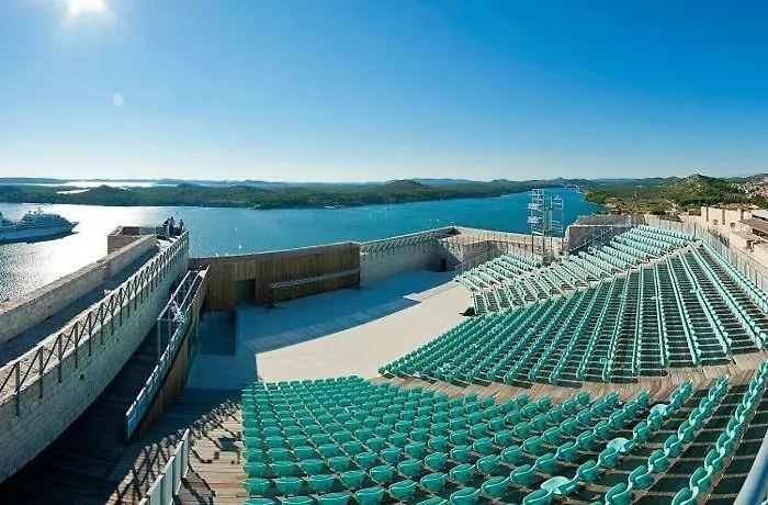 Illy Centre * 希贝尼克